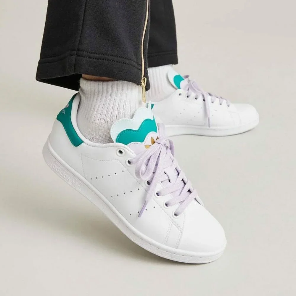 Adidas Stan Smith Women’s White Sneaker Athletic Tennis Shoe #942 - Picture 2 of 11